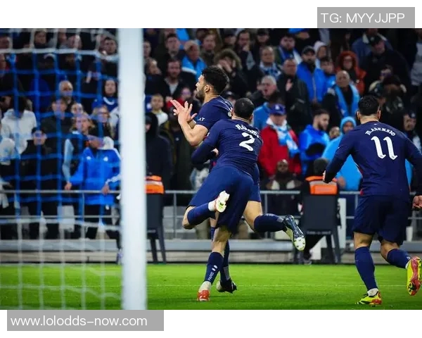 欧联杯激战：巴黎圣日耳曼绝杀本菲卡全场沸腾数据分析揭秘