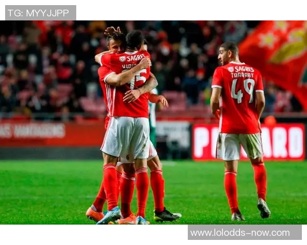 本菲卡逆袭热刺3-2爆冷全场沸腾精彩瞬间回顾与分析